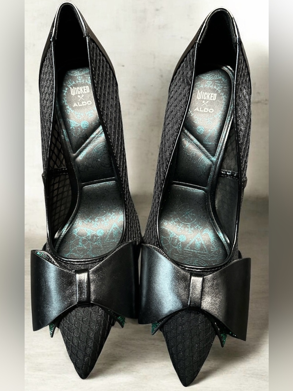 ALDO x Wicked size 8 new Black Pointed Bow Pumps